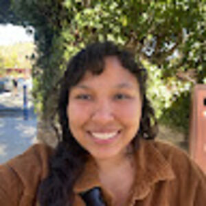 Meet your Posher, Katie alcazar